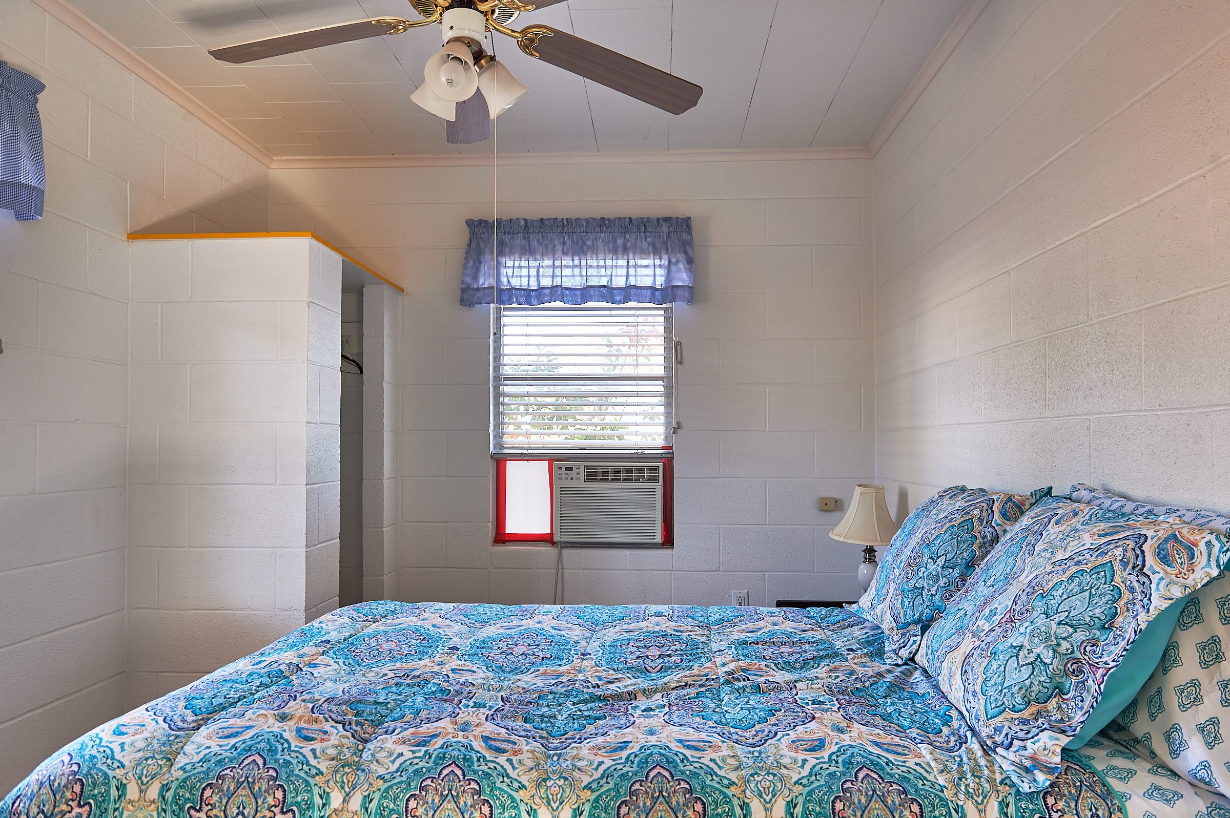 Bluebonnet Cabin Spare Bedroom Image 1